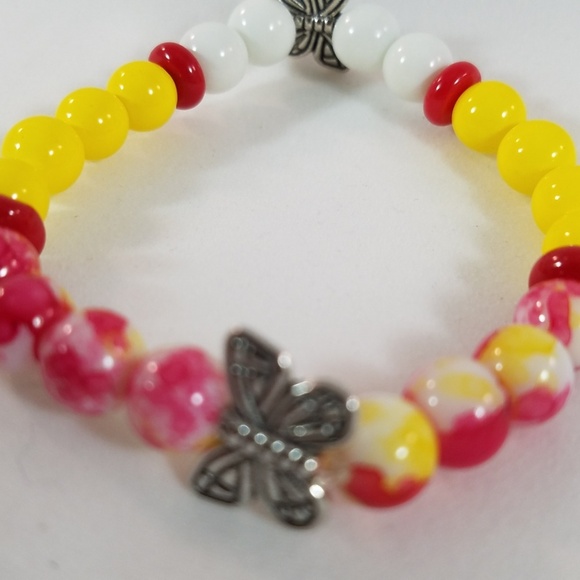 "SOLD" Hand Crafted Beaded Butterfly Stretch Bracelet Girls Yellow White - Picture 3 of 4